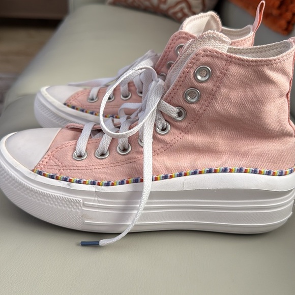 Converse Kids Chuck Taylor All Star Move Platform Sneaker Friendship Bracelet - Picture 8 of 10
